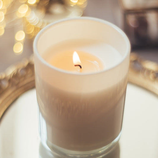 CHOOSING BETWEEN A 1-WICK OR 2-WICK CANDLE? WHAT'S THE DIFFERENCE?